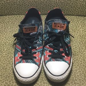 Unisex Converse All Star multicolor. Women’s sz 12